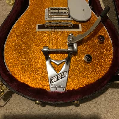Gretsch G6129T-89 Vintage Select '89 Sparkle Jet with Gretsch Hardshell Case and all Case Candy 2025 Model in Gold Sparkle image 2