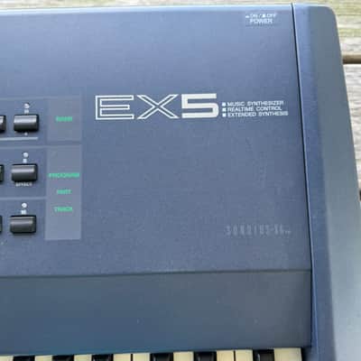 Yamaha EX5 Realtime Control Synthesizer 1998 - Blue image 2