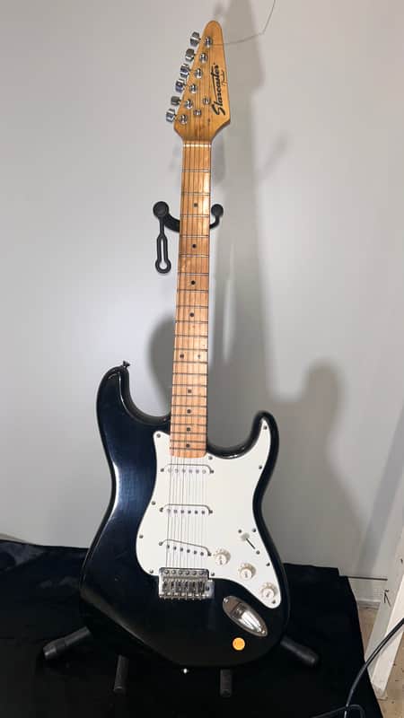Fender Stratocaster late 80s - black image 1