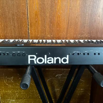 Roland XP-80 Music Workstation 64 Voice 76 key Pro overhauled w/ bag image 10