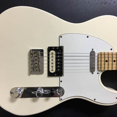 Fender USA Professional Standard Telecaster HS - Olympic White w/ Maple Fretboard image 2