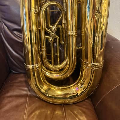 King  2340 4/4 Tuba with a Detachable bell and Case image 7