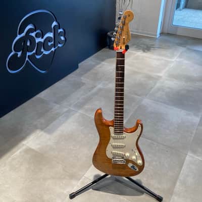 Fender Stratocaster Select Made in USA 2013 image 1