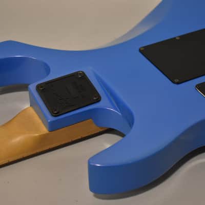c. 1987 BC Rich USA Gunslinger Sky Blue Metallic Flip-Flop Finish w/HSC image 15