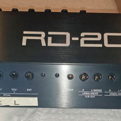 Roland RD-2000 88-Key Digital Stage Piano w RP3U pedal Bild 11