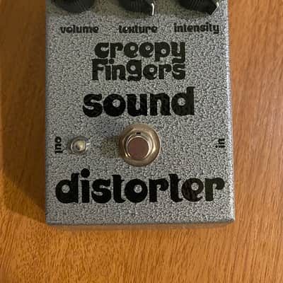 Creepy Fingers Sound Distorter image 1