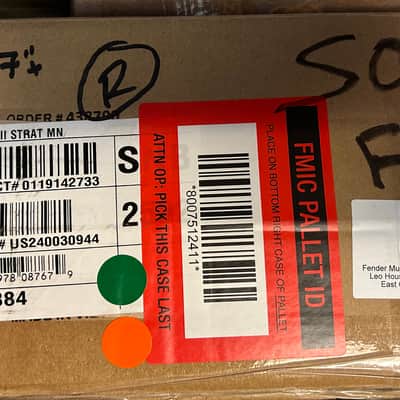 Fender American Ultra II Stratocaster, Maple Fingerboard 2024 - Solar Flare/ 8lbs. 1.6oz. #US240030944 image 13