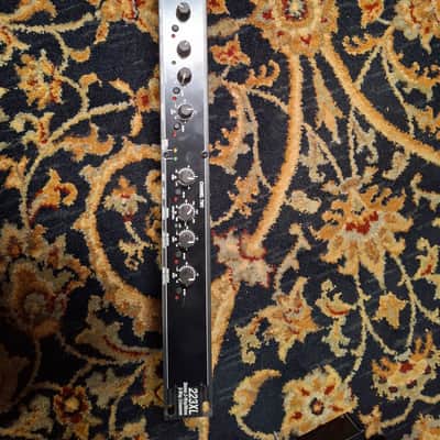 dbx 223XL Stereo 2-Way / Mono 3-Way Crossover 2000s - Gray image 1