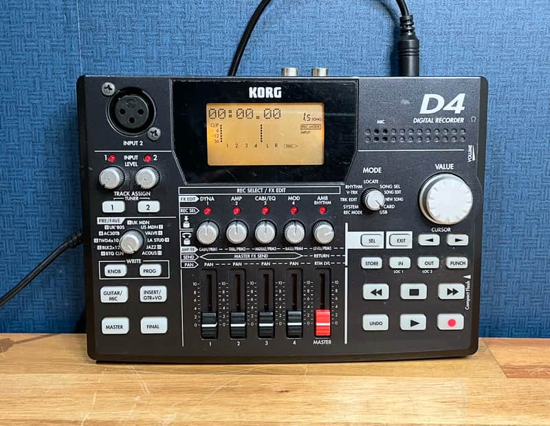 [Mint] Korg D4 4-Track Digital Recorder w/ CF Card image 1