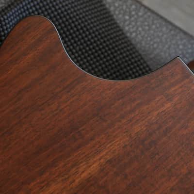 Minty! 2017 Taylor 322ce 12-Fret Tasmanian Blackwood Acoustic Guitar Natural + OHSC image 13