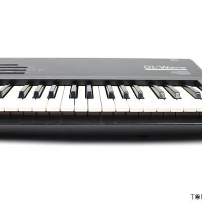 KORG 01/W PRO Keyboard REFURBISHED midi Workstation VINTAGE SYNTH DEALER image 8