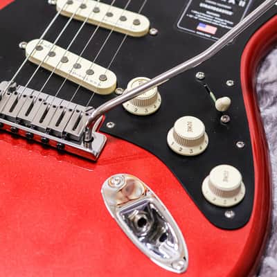 Fender American Ultra II Stratocaster | Sinister Red image 3