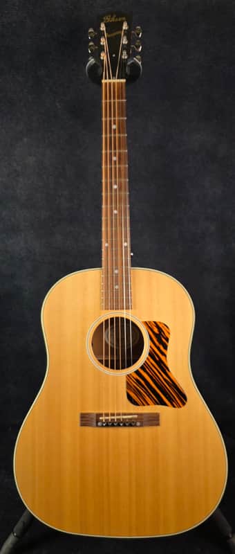 Gibson J-35
