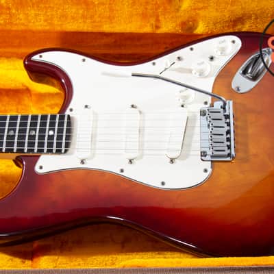 1989 Fender Custom Shop 35th Anniversary Stratocaster – #097/500, Quilt Top, Lace Sensors image 3