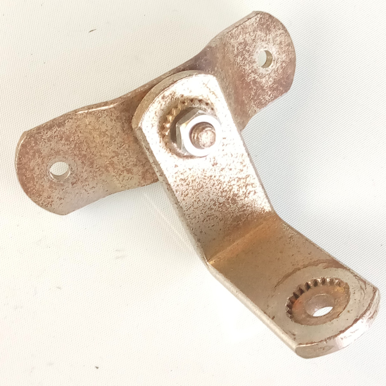 Leedy 2-Hole Bass-Tom Drum Mount Bracket Part Ratchet Nickel 2 1/2" Vintage 30s — main photograph
