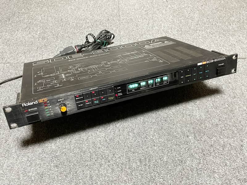 Roland SDE-3000A Digital Delay | Reverb