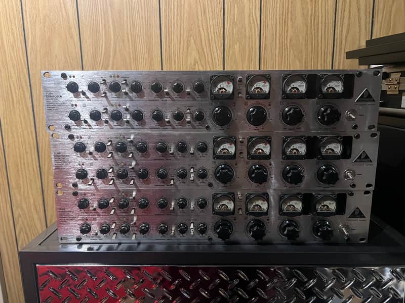 Behringer T1952 Tube Composer | Reverb