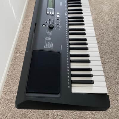 Yamaha PSR-EW310 76-Key Portable Keyboard 2020 - Present - Black image 5