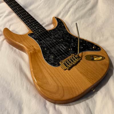 Carvin Bolt SSS Tremolo - Custom Shop Strat Killer - Made in USA - Natural - Free Pro Setup image 4