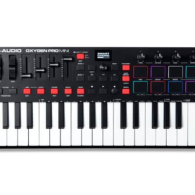 M-Audio OXYGEN PRO MINI 32-Mini-Key USB MIDI Controller