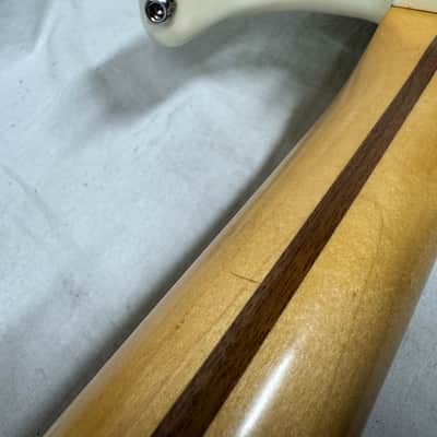 Fender Player Plus Stratocaster Guitar 2022 - Olympic Pearl / Maple neck image 24