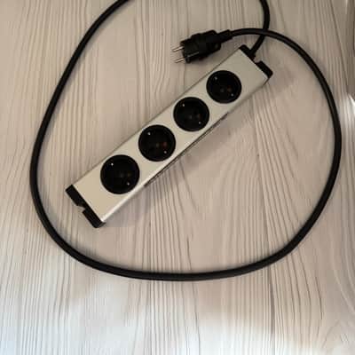 Silent Wire Silent Socket 4 Power Strip 1.5m Filter / Power Distribution Block image 3