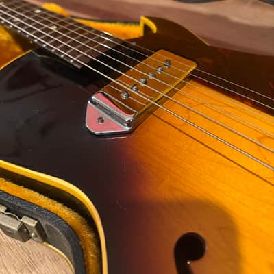1963 Gibson ES-140T 3/4 Sunburst image 5
