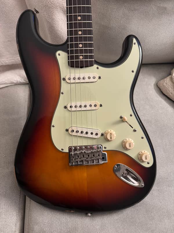 1993 Fender “ExTrad” Custom Edition '62 Stratocaster ST62-120