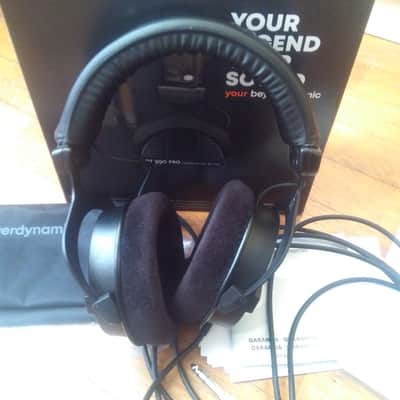 Beyerdynamic DT 990 Pro (Black Limited Edition 80 OHM) Black image 2