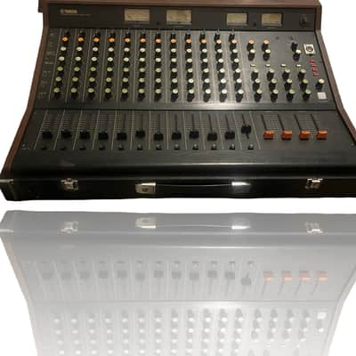 1970's Yamaha PM-700 12-Channel Analog Mixer Bild 5