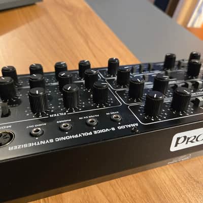 Behringer Pro-800 Desktop 8-Voice Synthesizer 2023 - Present - Black image 3