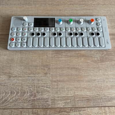 Teenage Engineering OP-1 Portable Synthesizer Workstation 2011 - Present - White image 7