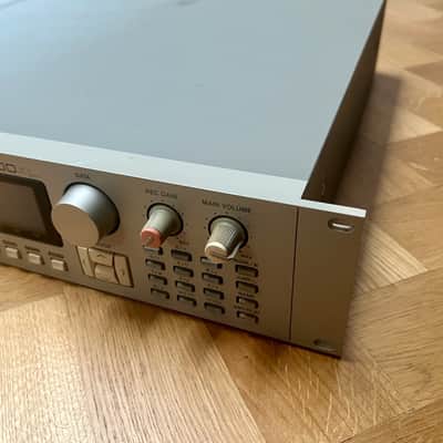 Akai S3000XL Midi Stereo Digital Sampler+ New Backlight and fusemod image 4