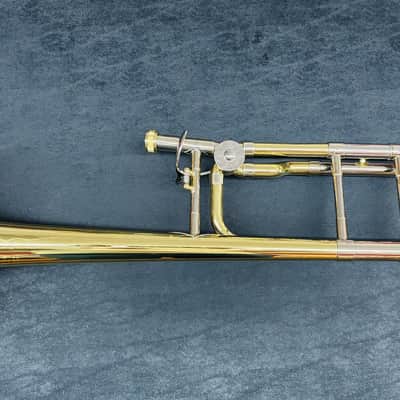 C-STOCK Bach Stradivarius 42BO Professional Trombone Yellow Bell image 4