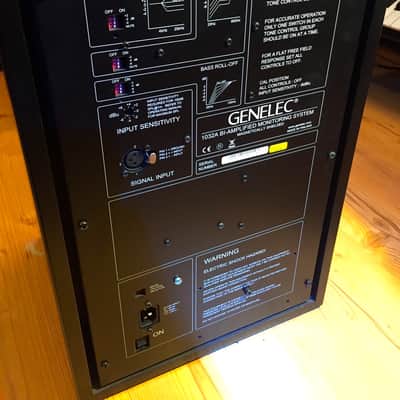 Genelec 1032A 10" Powered Nearfield Studio Monitor (Pair) 1992 - 2013 - Black image 3
