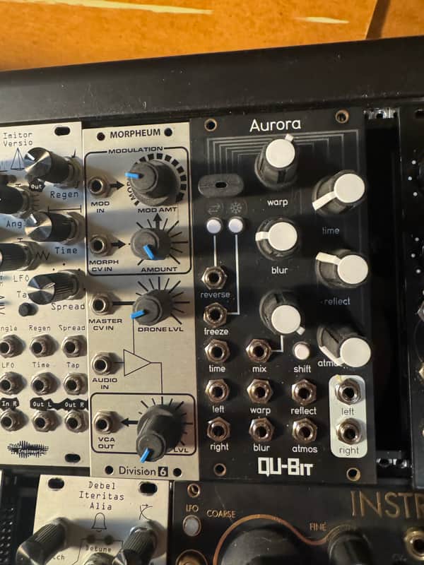 Division 6 - Morpheum: VCA Voltage Controlled Amplifier with Integrated Ring Modulator image 1