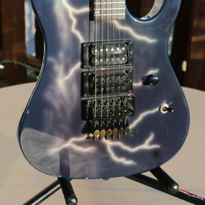 Kramer Nightswan Lightning Graphic image 1