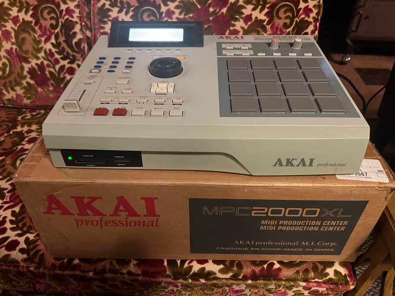 Akai MPC2000XL MIDI Production Center | Reverb