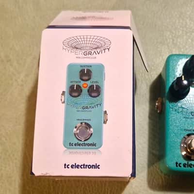 TC Electronic HyperGravity Mini Compressor 2017 - Present - Teal image 2