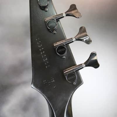 Gibson THUNDERBIRD SHORT SCALE BASS image 8