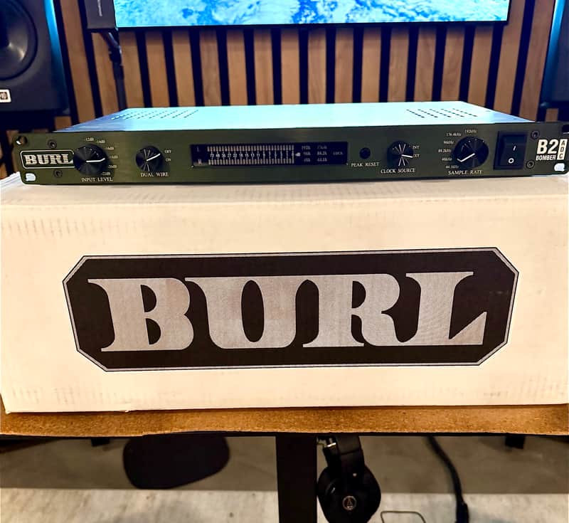 Burl B2 Bomber DAC 2-Channel D/A Converter 2025- Green image 1