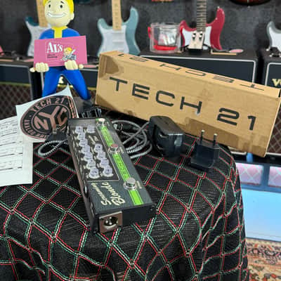 Tech 21 Character Plus Series  Screaming Blonde  =  Fender-style + Tube Screamer-style imagen 10