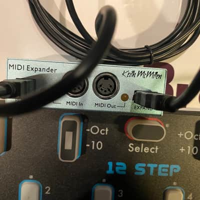 KEITH McMILLEN INSTRUMENTS 12 STEP CONTROLLER/FOOT PEDALS AND MIDI EXPANDER image 3