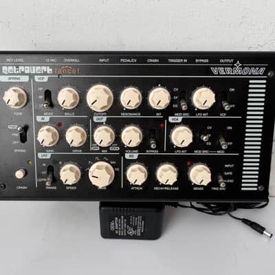 Vermona  Vermona Retroverb Lancet Spring Reverb $3,200.000 US680 envío 180 Black image 1