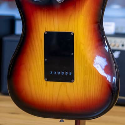 Tokai Silver Star Electric Guitar (3-Tone Sunburst) (Pre-Owned, 1979 MIJ) image 5