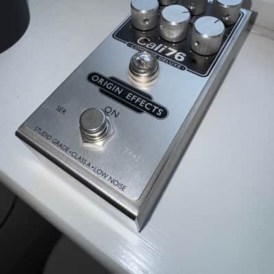 Origin Effects Cali76 Compact Deluxe Compressor 2010s - Silver image 3