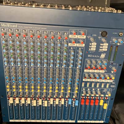 ALLEN & HEATH MixWizard WZ 14:4:2+ ケース付 ALLEN & HEATH MixWizard WZ 14:4:2+ ケース付 Allen & Heath