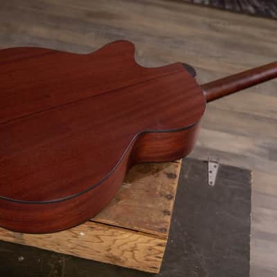 Jasmine S34C Orchestra & Auditorium Venetian Cutaway Spruce Top Nato Neck 6-String Acoustic Guitar image 3