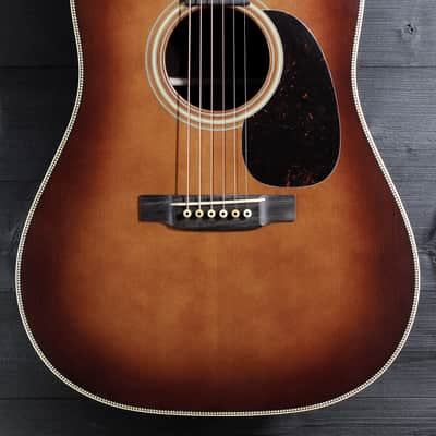 Martin Custom Shop D-28 Authentic 1937 Ambertone Stage 1 Aging image 4