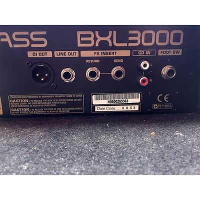 Used Behringer BXL3000 ULTRABASS 300w 115 Bass Combo Amplifier image 5